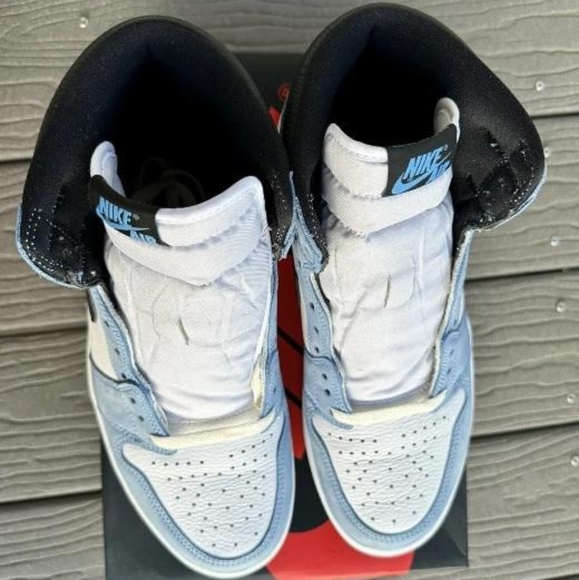 Jordan 1 University Blue